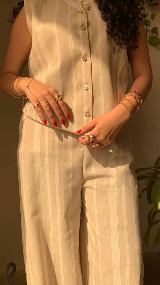 Beige Set Linen