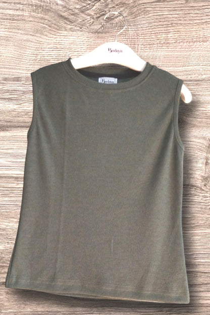 No Sleeve cotton basic top - Bedaya Moda